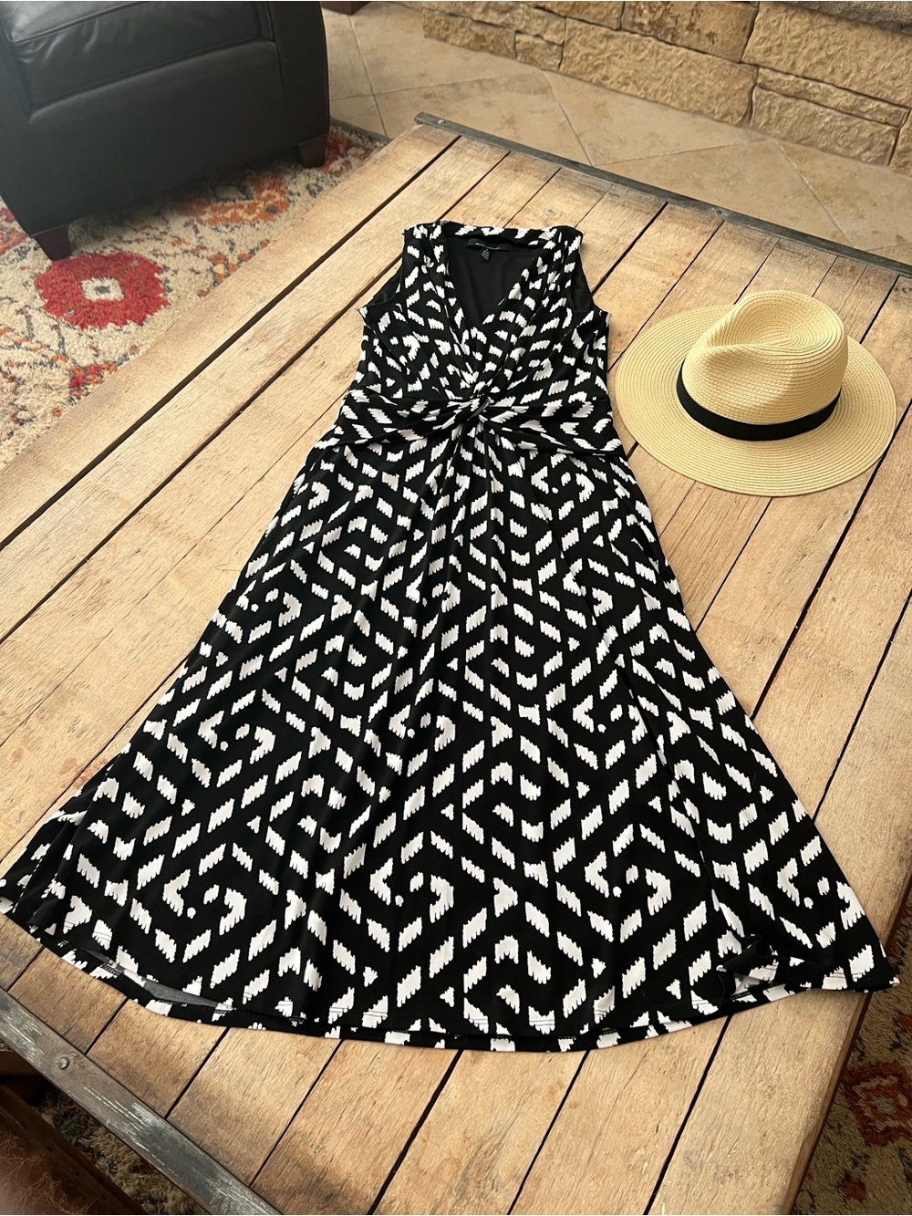 White House Black Market Black & White Geometric Twist-Front Maxi Dress